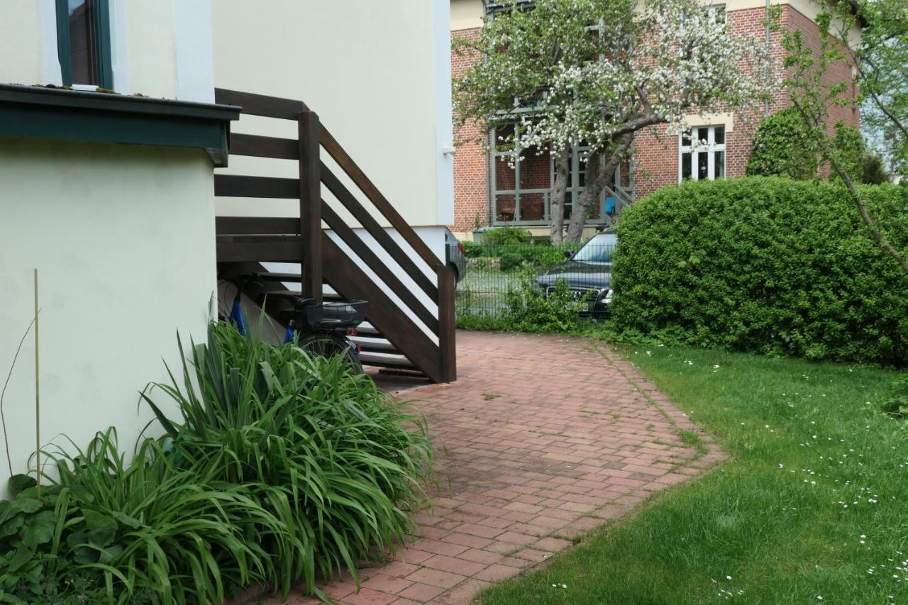 Villenappartement Mit Blick Ins Gruene Am Rande Der Wunderschoenen Altstadt วิสมาร์ ภายนอก รูปภาพ