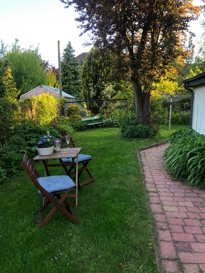 Villenappartement Mit Blick Ins Gruene Am Rande Der Wunderschoenen Altstadt วิสมาร์ ภายนอก รูปภาพ